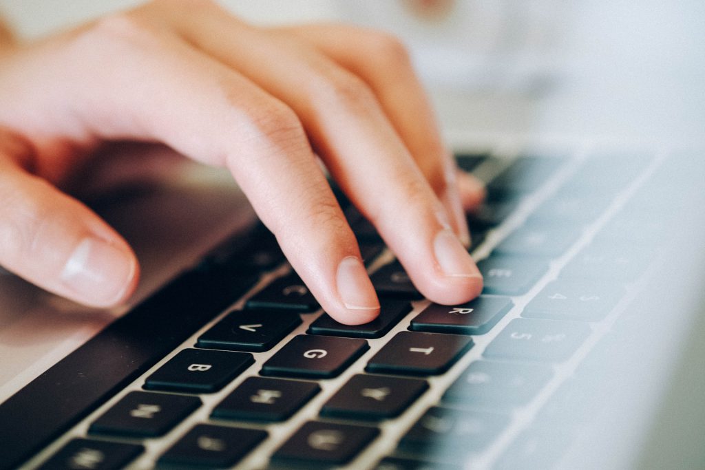 16 Ways to Win More Writing & Translation Jobs
