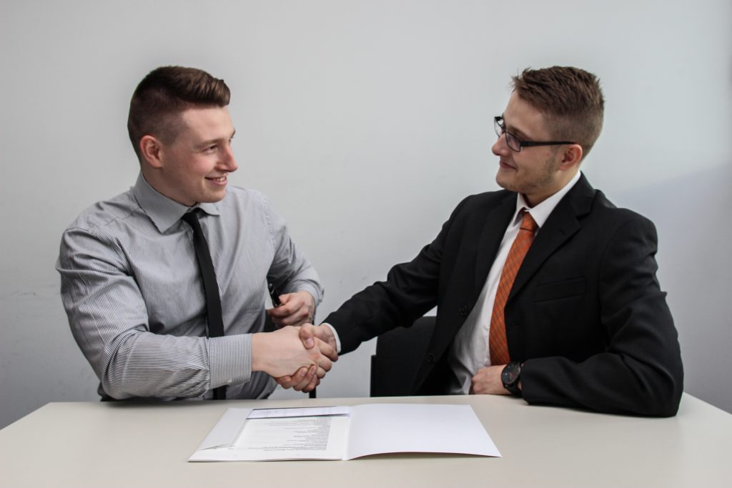 4 Easy Ways to Hire Freelancers on Guru